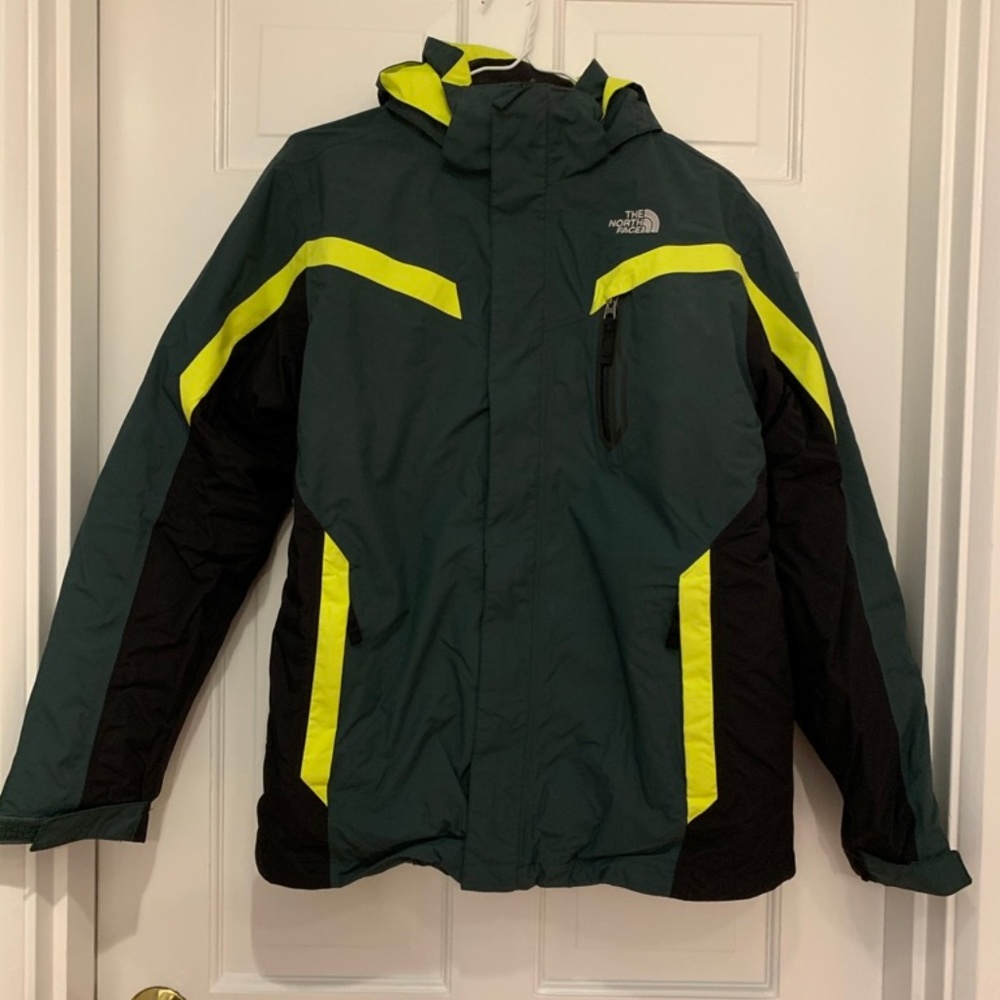 Boys XL North Face Boundary Triclimate 3-in-1